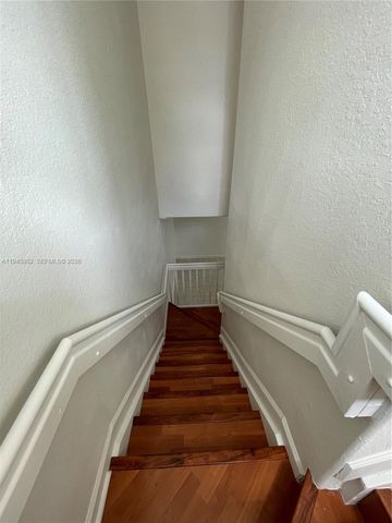 7020 NW 177th St B103, Hialeah, FL 33015