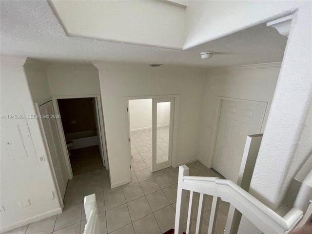 7020 NW 177th St B103, Hialeah, FL 33015