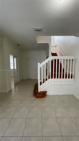 7020 NW 177th St B103, Hialeah, FL 33015