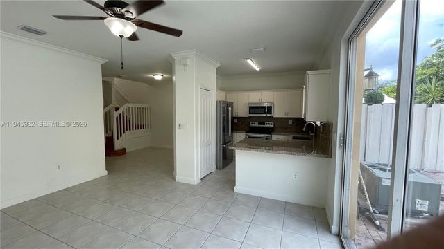 7020 NW 177th St B103, Hialeah, FL 33015