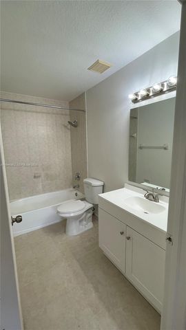 7020 NW 177th St B103, Hialeah, FL 33015