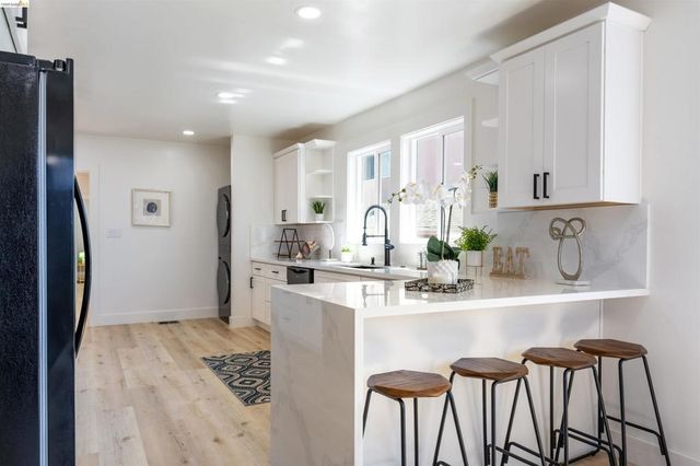 3568 Harper Street, Oakland, CA 94601