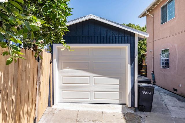 3568 Harper Street, Oakland, CA 94601