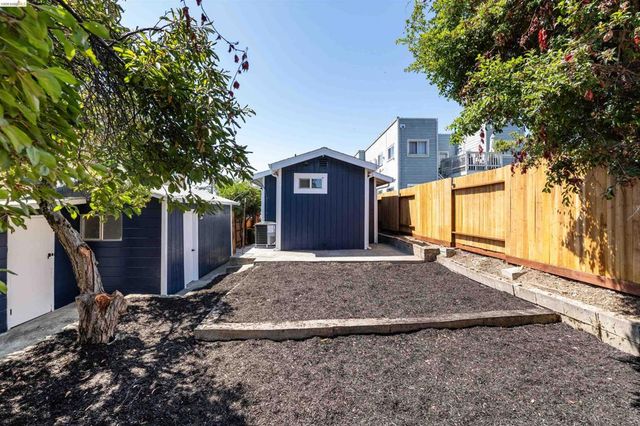 3568 Harper Street, Oakland, CA 94601