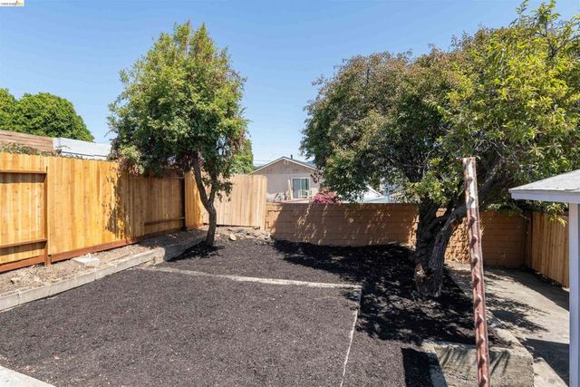 3568 Harper Street, Oakland, CA 94601