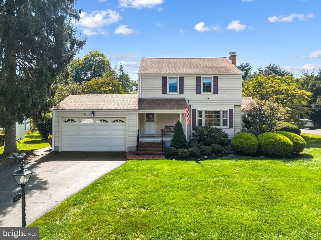 913 GREENWAY AVE, Yardley, PA 19067 — exterior
