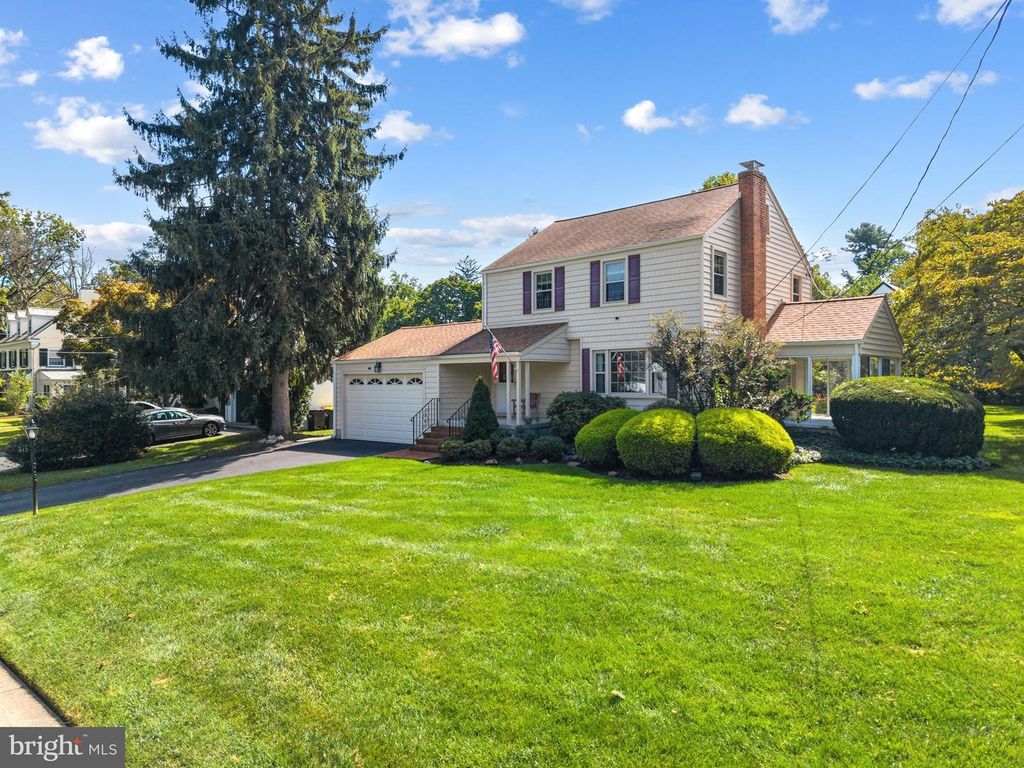 913 GREENWAY AVE, Yardley, PA 19067 — photo 3