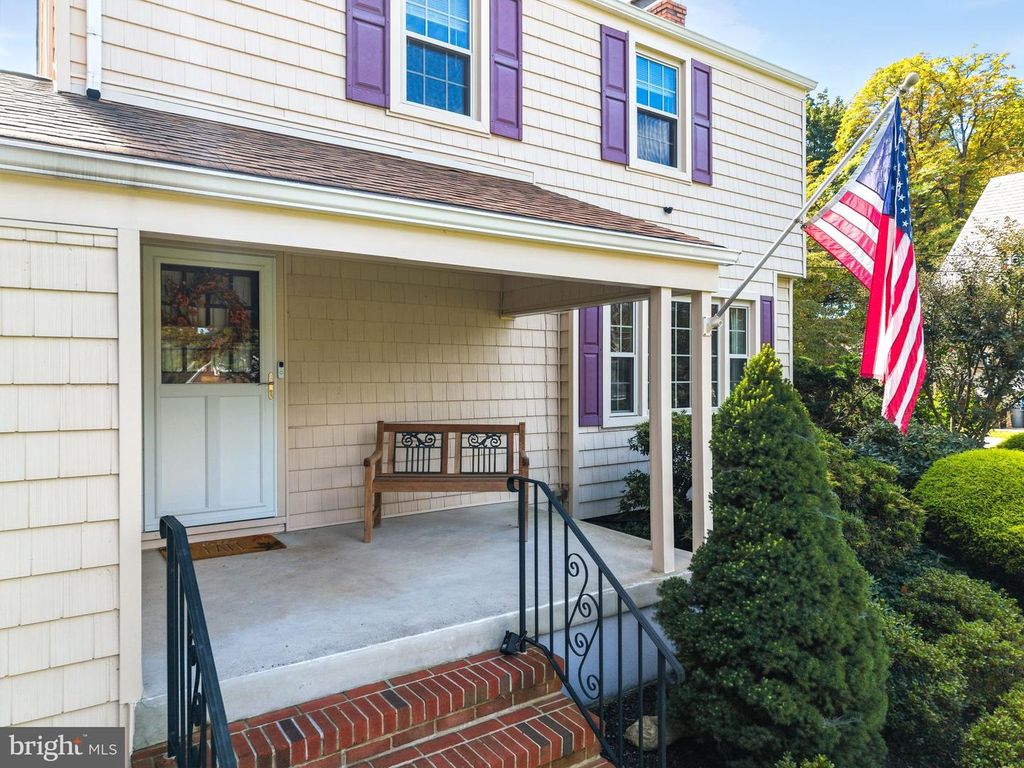 913 GREENWAY AVE, Yardley, PA 19067 — photo 4