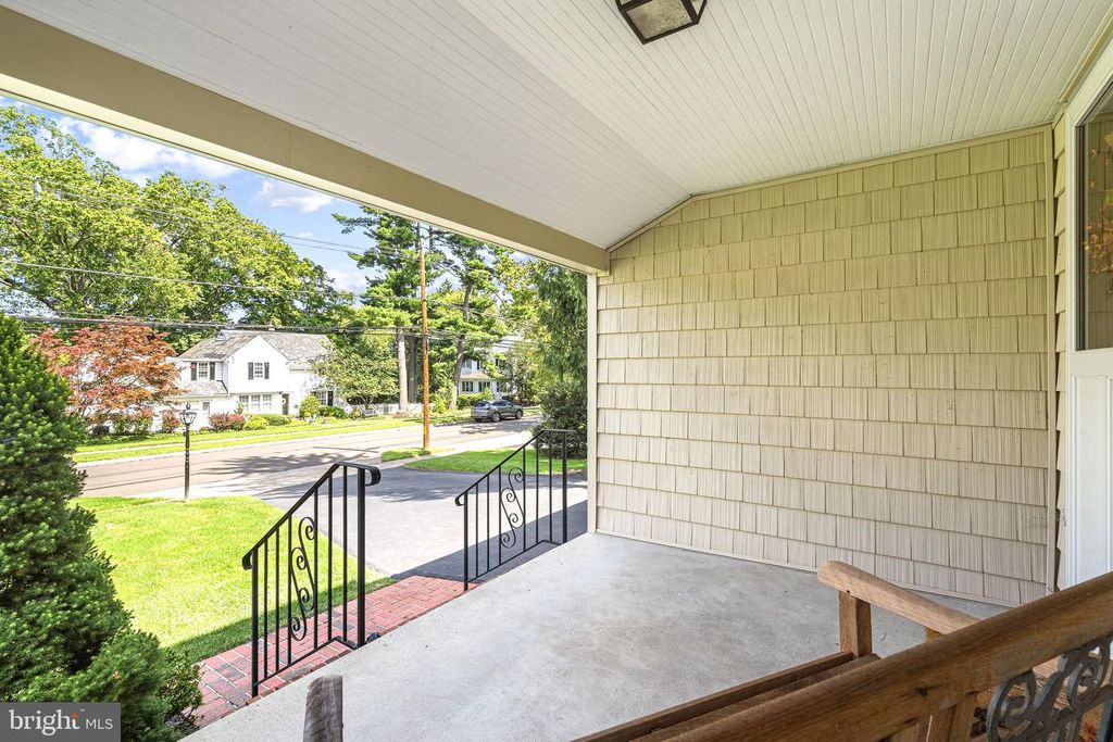 913 GREENWAY AVE, Yardley, PA 19067 — photo 5