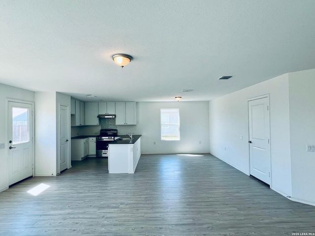 10135 Ana Heights, San Antonio, TX 78224
