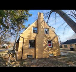 15646 Saratoga Avenue, Detroit, MI 48205