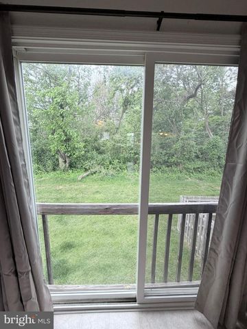 94 TEAKWOOD DR, Martinsburg, WV 25404