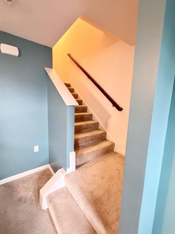 94 TEAKWOOD DR, Martinsburg, WV 25404