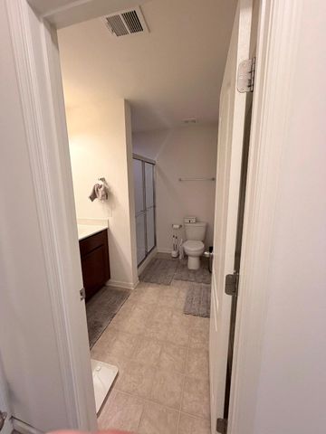 94 TEAKWOOD DR, Martinsburg, WV 25404