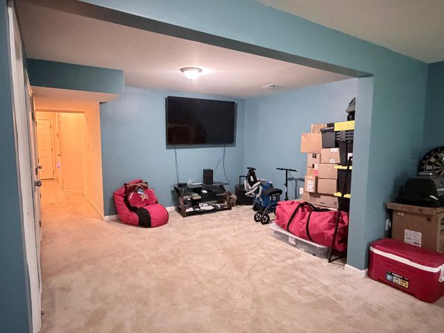 94 TEAKWOOD DR, Martinsburg, WV 25404