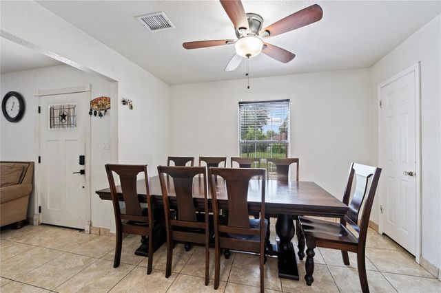 233 E Sunnyside Street, Houston, TX 77076