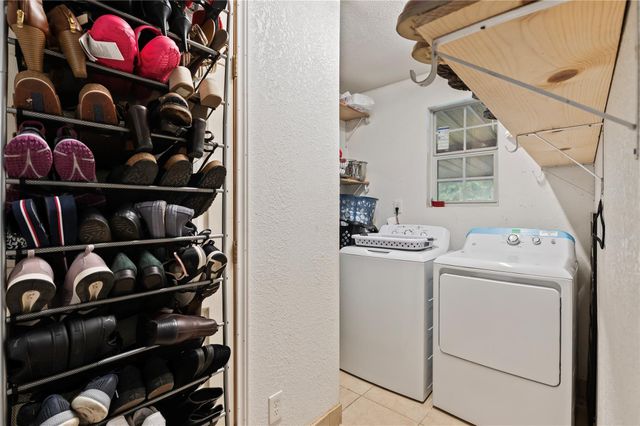 233 E Sunnyside Street, Houston, TX 77076