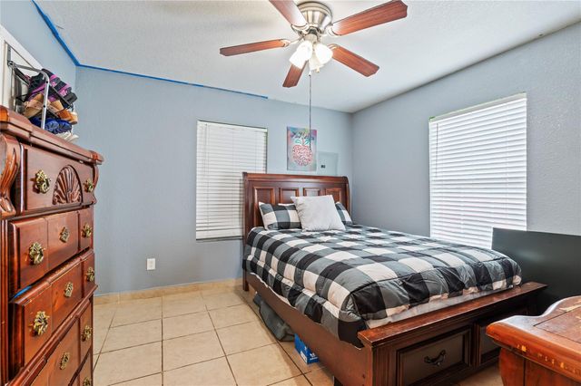 233 E Sunnyside Street, Houston, TX 77076