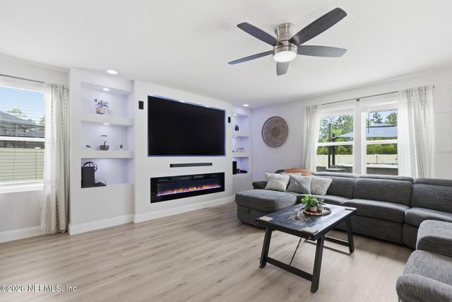 65485 CRESTED HERON Court, Yulee, FL 32097