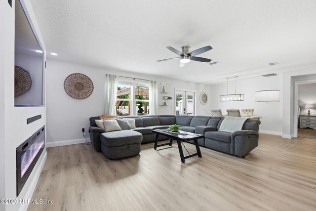 65485 CRESTED HERON Court, Yulee, FL 32097