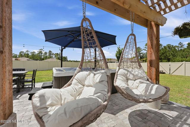 65485 CRESTED HERON Court, Yulee, FL 32097