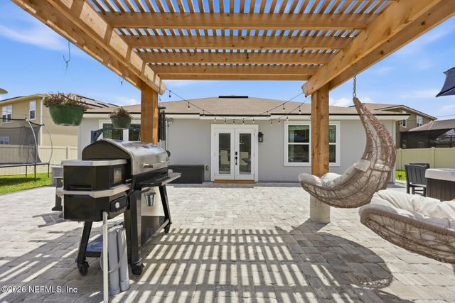 65485 CRESTED HERON Court, Yulee, FL 32097