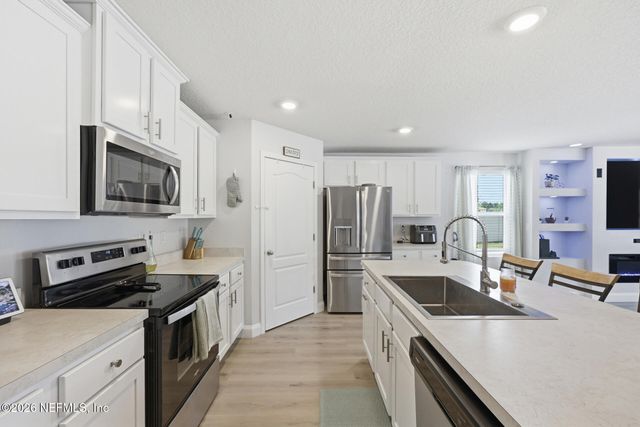 65485 CRESTED HERON Court, Yulee, FL 32097