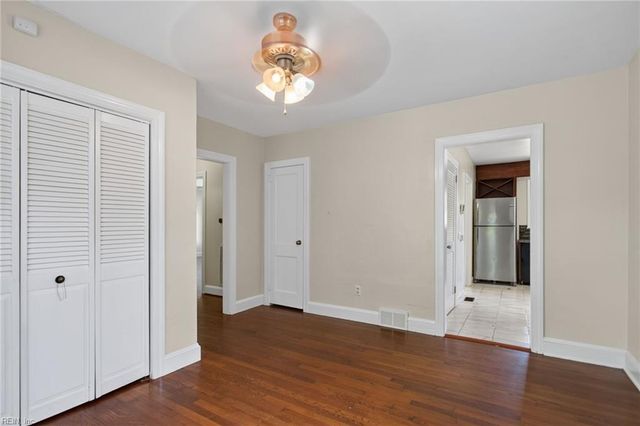 2213 Wildwood RD, Chesapeake, VA 23323