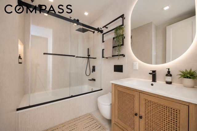 21-17 38th Street, New York City, NY 11105