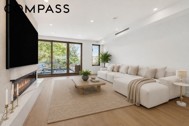 21-17 38th Street, New York City, NY 11105
