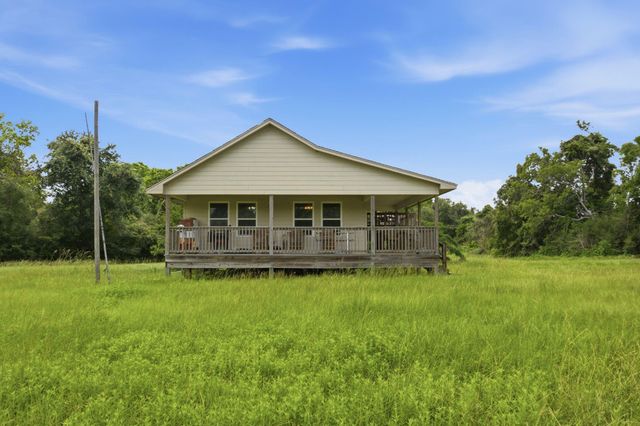 511 County Road 949e, Alvin, TX 77511