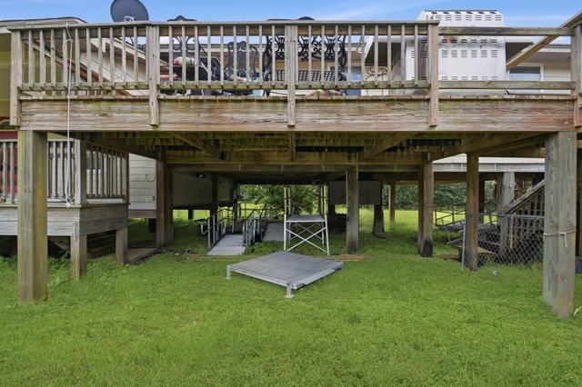 511 County Road 949e, Alvin, TX 77511
