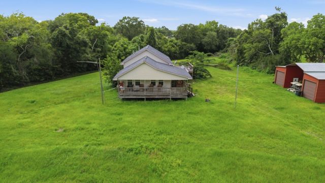 511 County Road 949e, Alvin, TX 77511