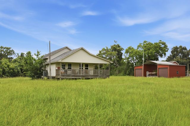 511 County Road 949e, Alvin, TX 77511