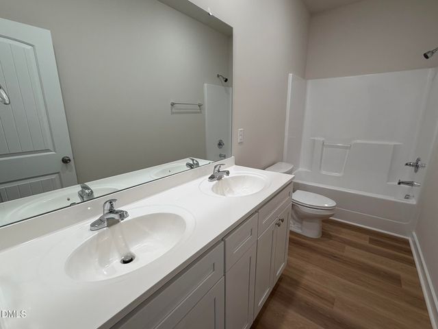 219 Jacobs Ridge Drive, Four Oaks, NC 27524