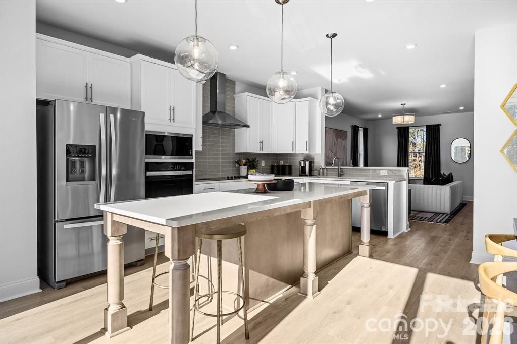 15351 Ballancroft Parkway, Charlotte, NC 28277
