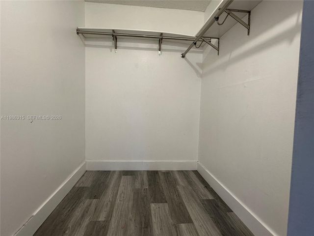 8200 SW 210th St 209, Cutler Bay, FL 33189