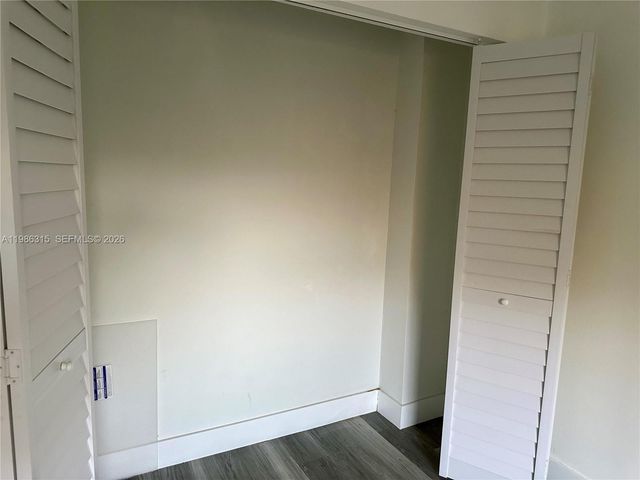 8200 SW 210th St 209, Cutler Bay, FL 33189