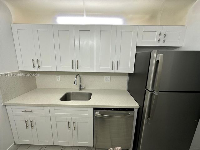 8200 SW 210th St 209, Cutler Bay, FL 33189