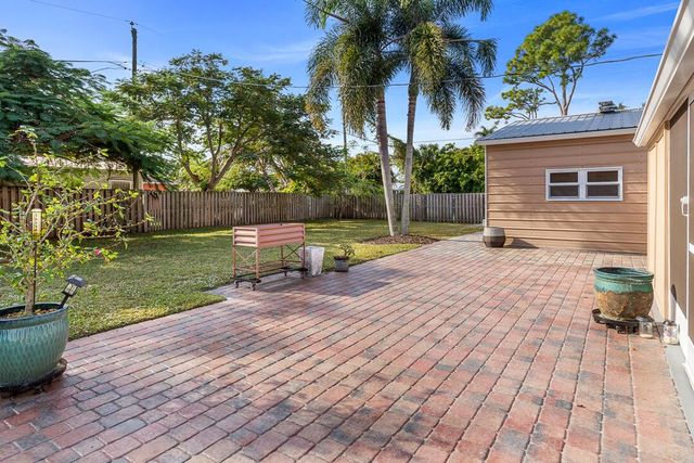 3194 SE Jefferson Street, Stuart, FL 34997