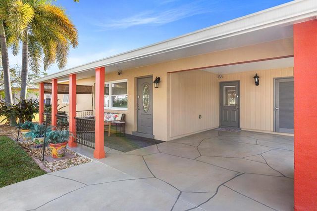 3194 SE Jefferson Street, Stuart, FL 34997