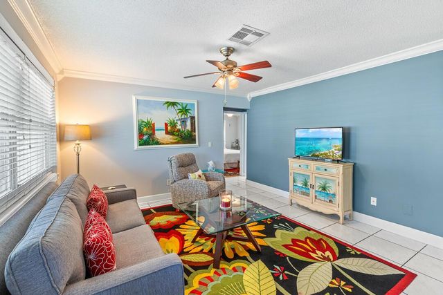 3194 SE Jefferson Street, Stuart, FL 34997