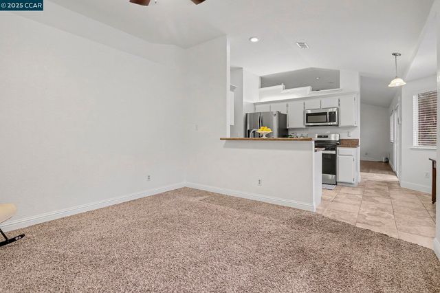 1700 Domaine Way, Oakley, CA 94561