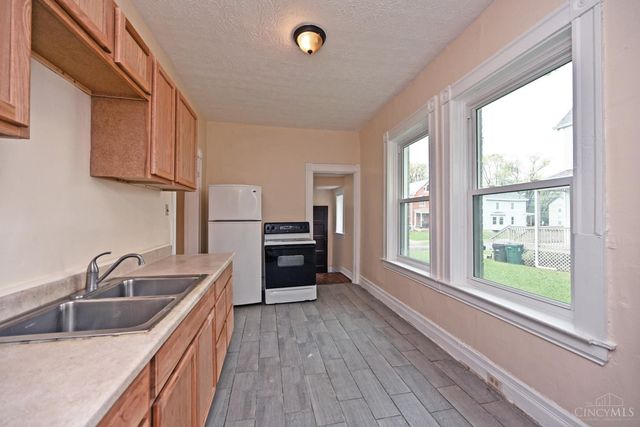 3318 Fairfield Avenue, Cincinnati, OH 45207