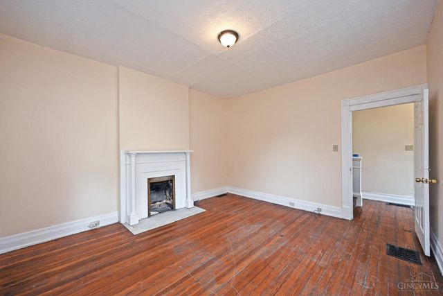 3318 Fairfield Avenue, Cincinnati, OH 45207