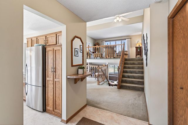 3510 Gershwin Avenue N, Oakdale, MN 55128