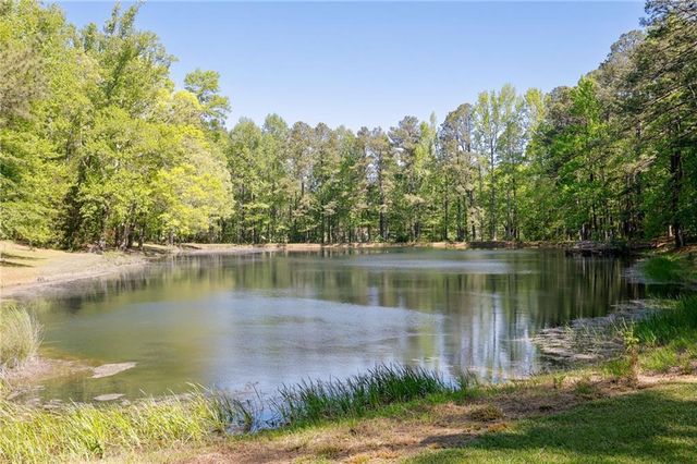 8277 Buchanan Highway, Dallas, GA 30157