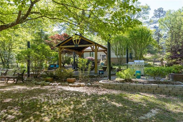 8277 Buchanan Highway, Dallas, GA 30157