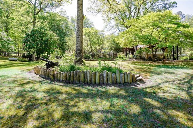 8277 Buchanan Highway, Dallas, GA 30157