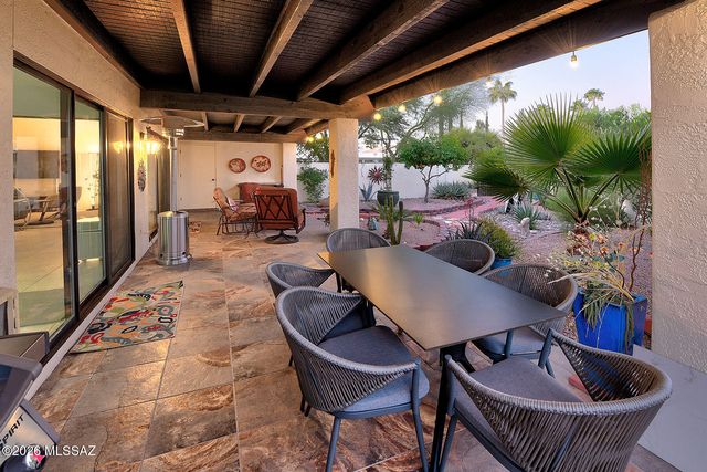 6847 E Calle Cerca, Tucson, AZ 85715